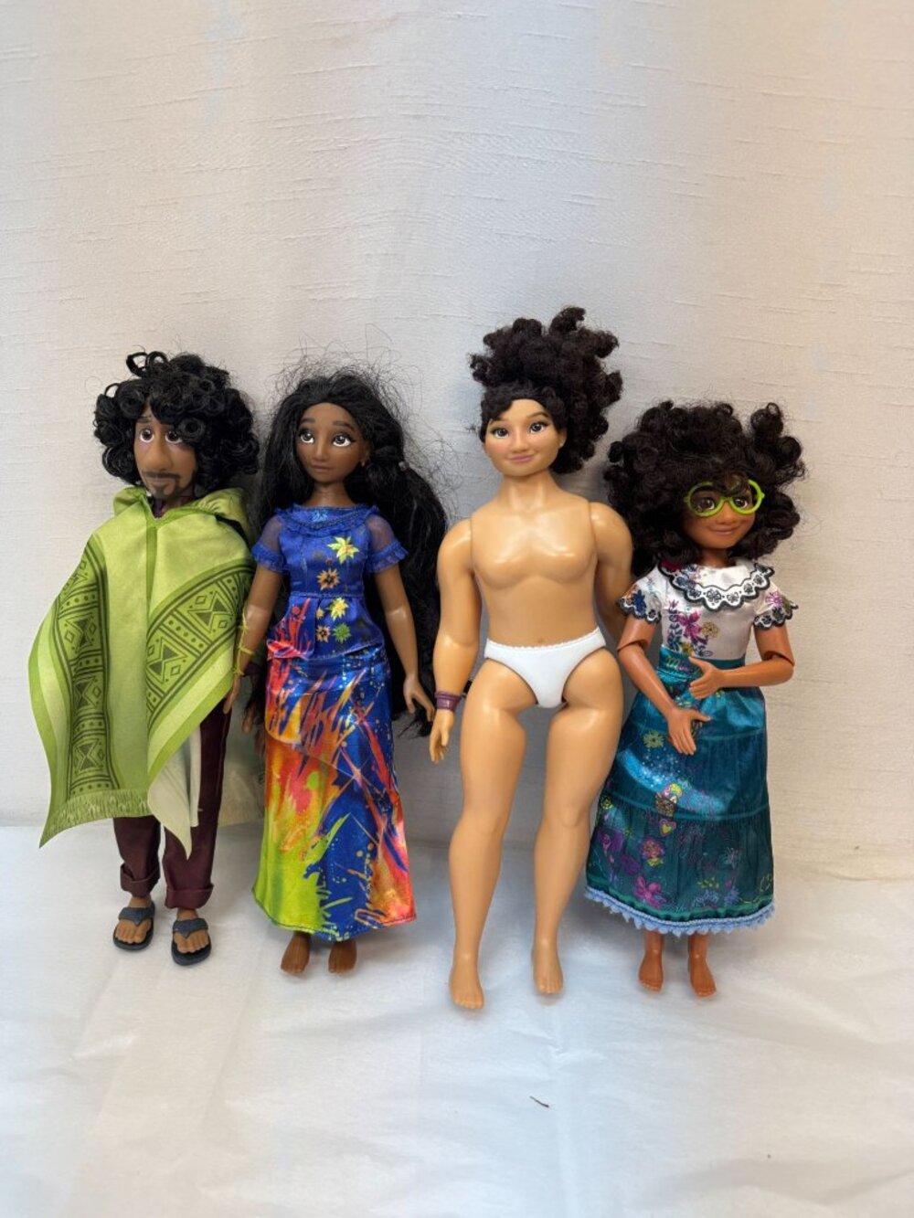 4 Disney Encanto Dolls-preloved